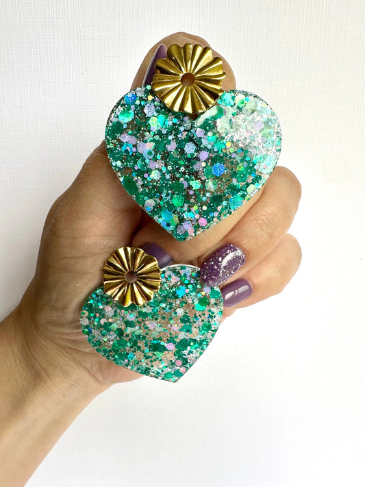 Boucles d’Oreilles Cœur Criant en Résine Creative Paillettes