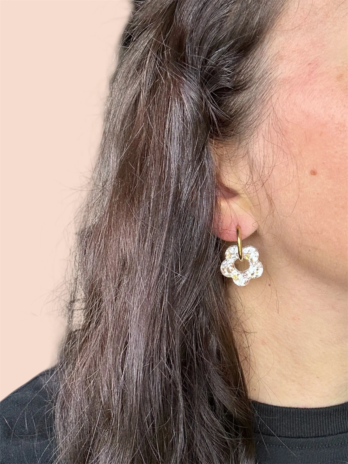 Boucles d’oreilles Fleur créole éclat de blanc Creative Paillettes