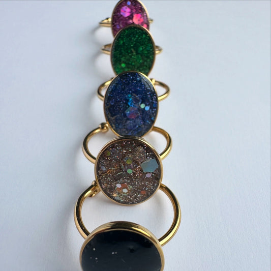 Bague ovale à paillettes