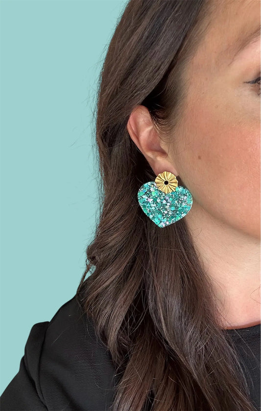 Boucles d’Oreilles Cœur Criant en Résine Creative Paillettes