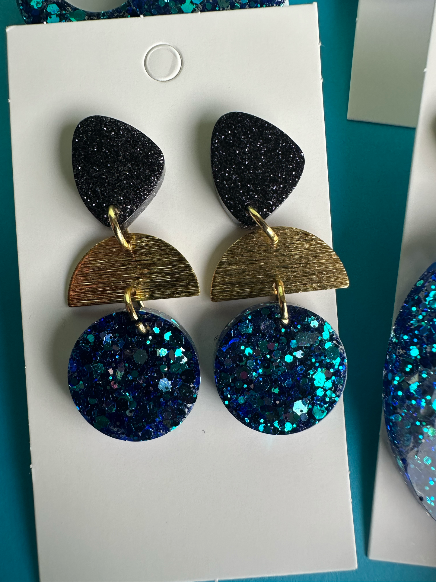 Boucles d'Oreilles Éclat de Fête - Bleu Pailleté Chic