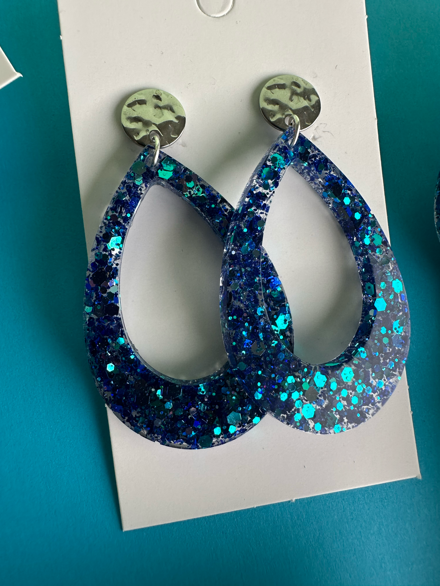 Boucles d'Oreilles Éclat de Fête - Bleu Pailleté Chic