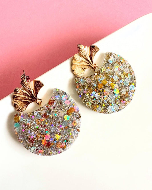 Boucles d’oreilles pendantes à paillettes doré et argent